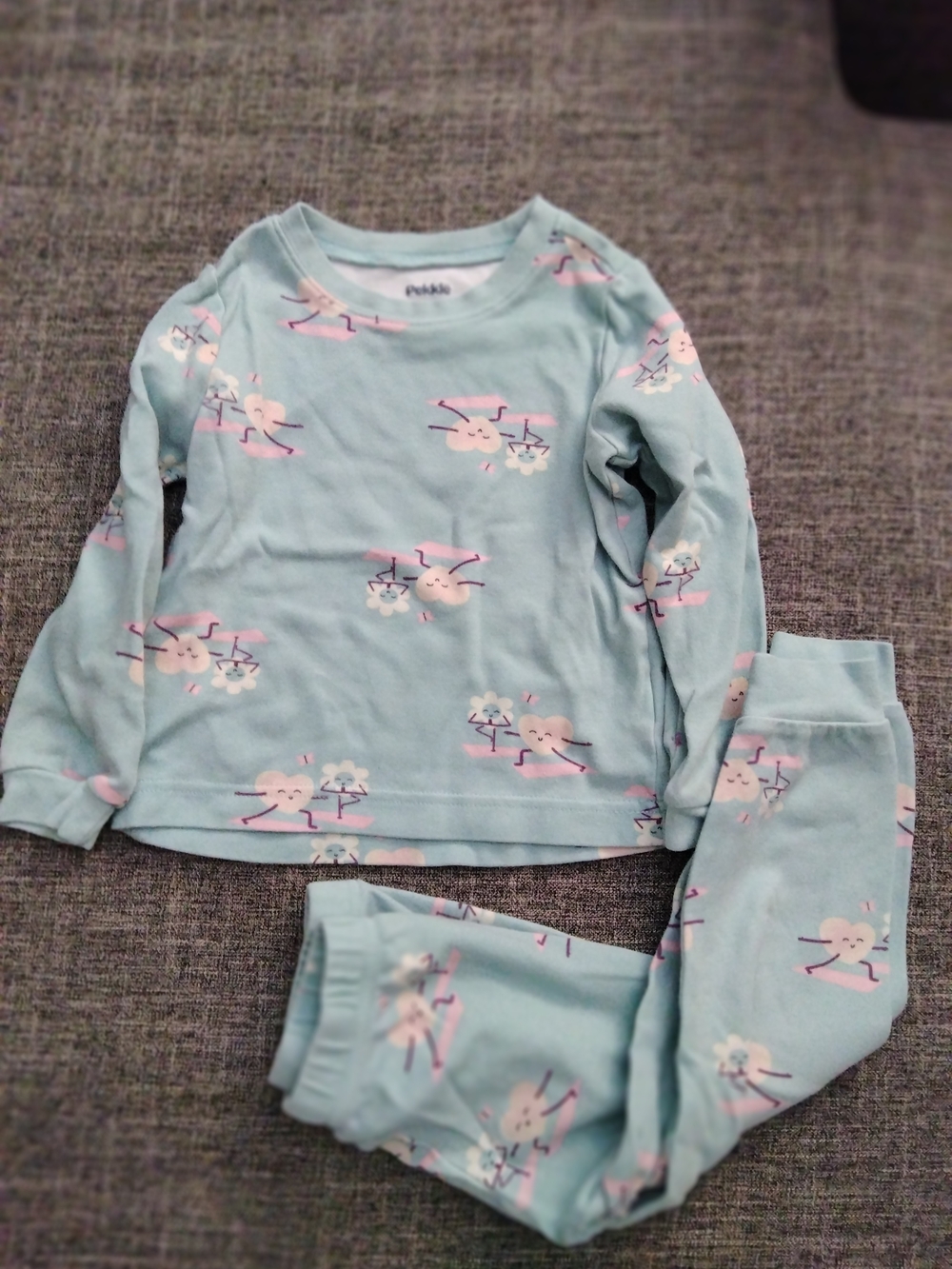 Pekkle Light Blue Kids Pajama Set with Pink Cloud Print